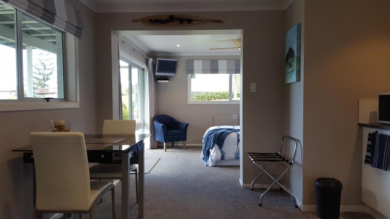 Bed and Breakfast Bird Haven Coromandel Экстерьер фото